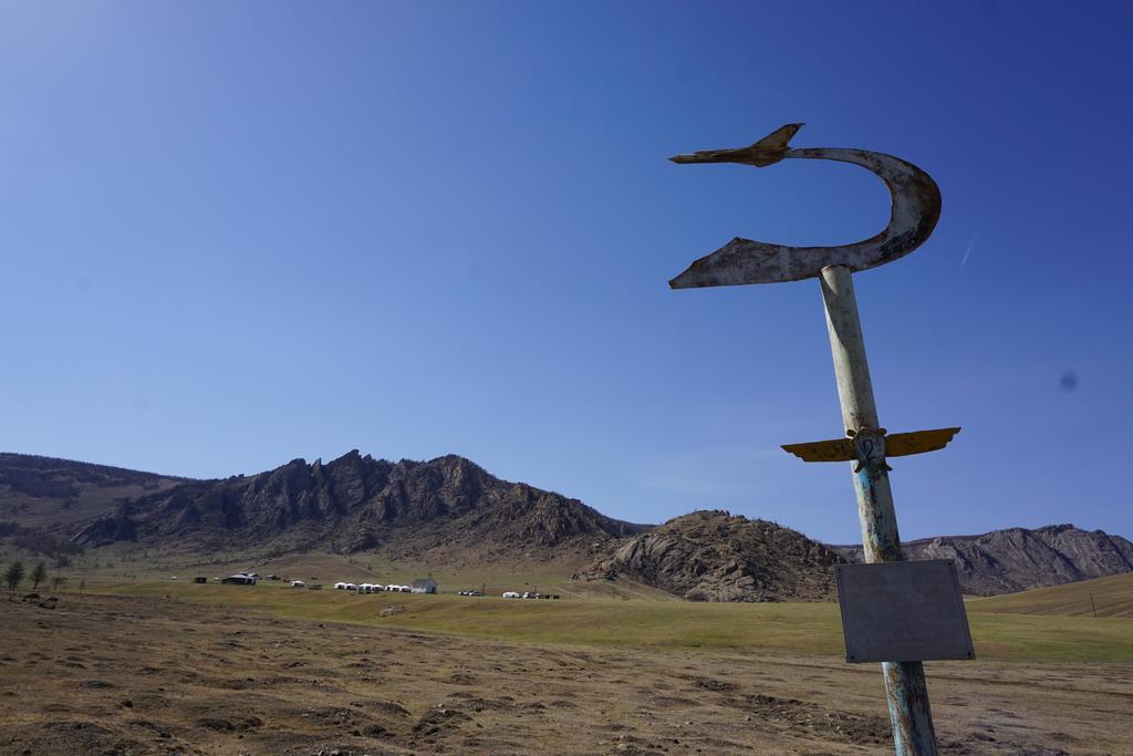 My Mongolia Eco Ger Camp Hotel Nalayh Екстериор снимка