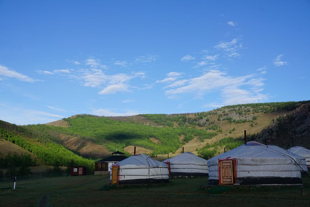 My Mongolia Eco Ger Camp Hotel Nalayh Екстериор снимка