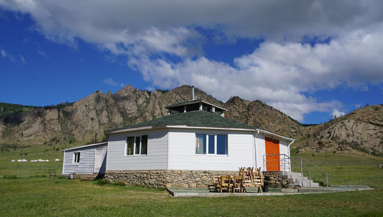 My Mongolia Eco Ger Camp Hotel Nalayh Екстериор снимка